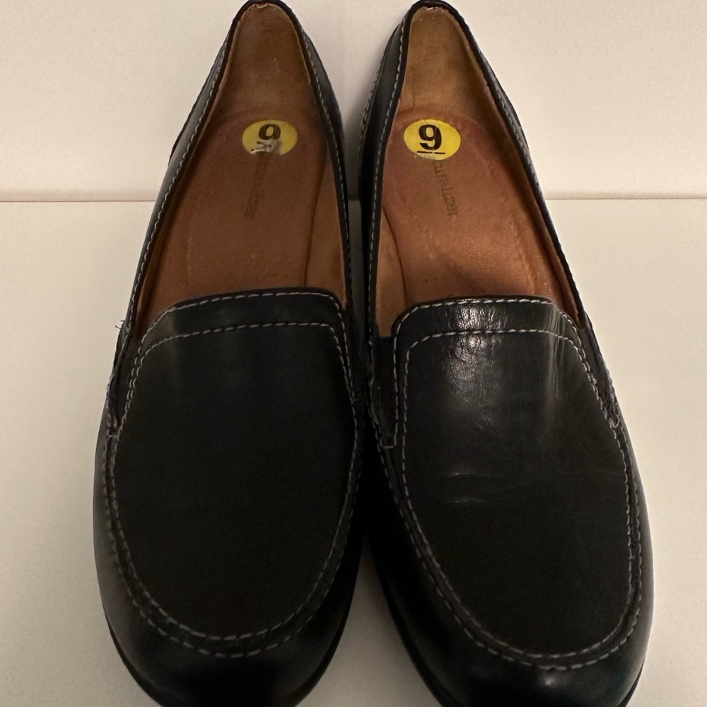 Naturalize shoes - Picture 2 of 5